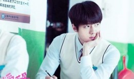 李硕珉韩网爆料恋情视频,韩网视频揭秘甜蜜瞬间